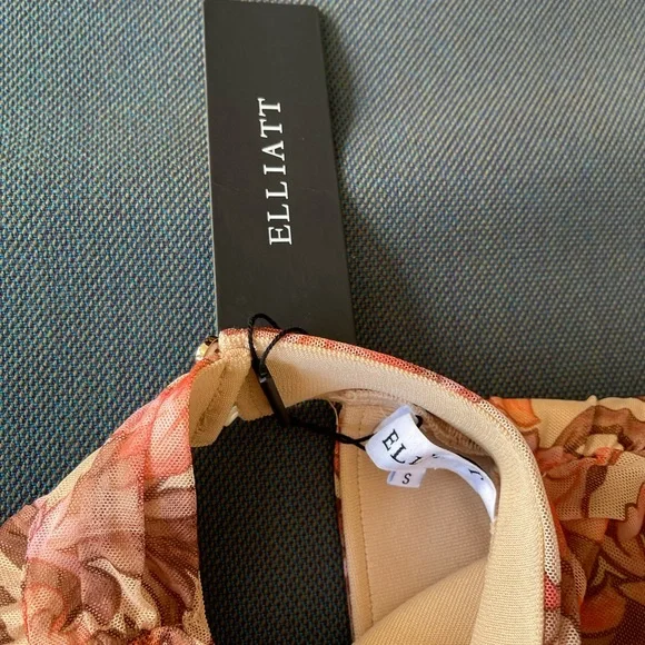 Elliatt ROSINCA DRESS, NWT, Small - Picture 9 of 15